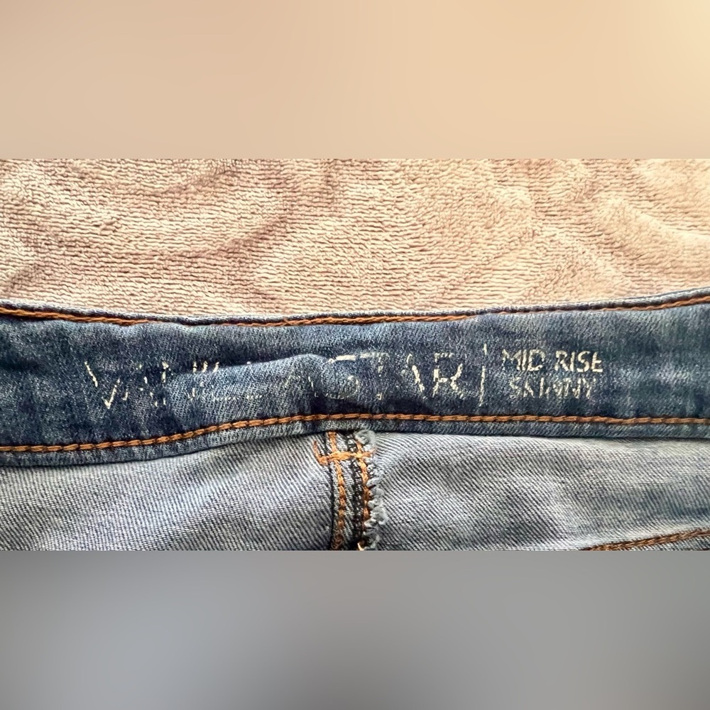Vanilla Star Distressed Skinny Jeans Size 13 Mid Rise - Picture 3 of 6